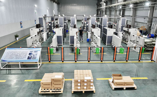 大規(guī)模、綜合性鋁型材生產(chǎn)工廠